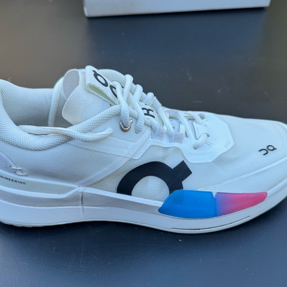 ON Women's White Athletic Shoes
